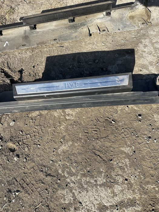 Прагове за Lancia Delta III 2008-2014г