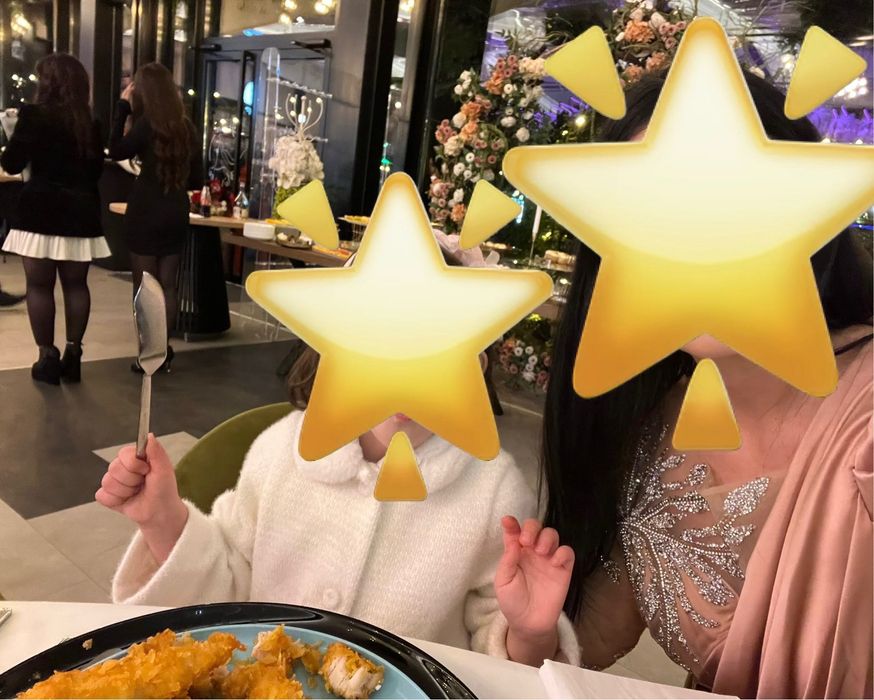 Rochie elegantǎ de searǎ