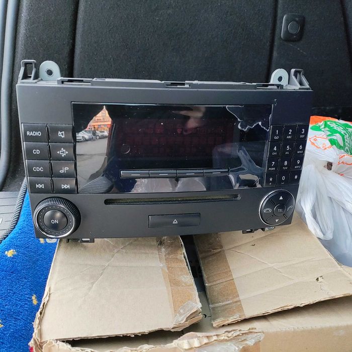 CD плеър Mercedes-Benz A