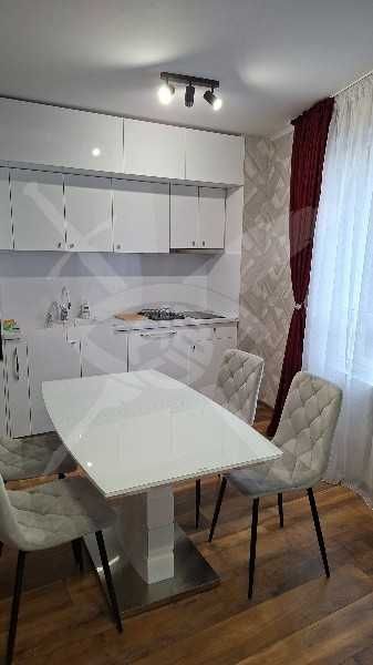 Дава се под наем Двустаен апартамент в Пловдив, Остромила - 65 кв.м за 757.86 € - Снимка #3