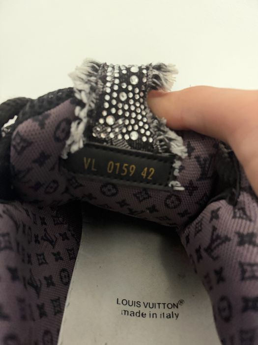 louis vuitton skate swarovski