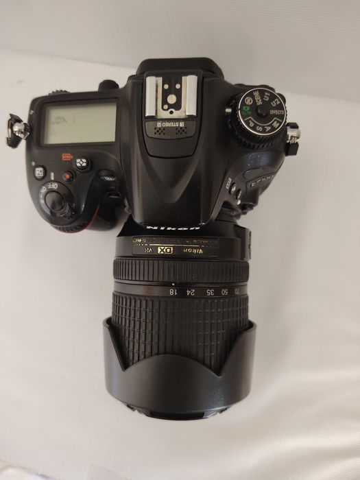 Nikon D7100 c 18-140-VR.