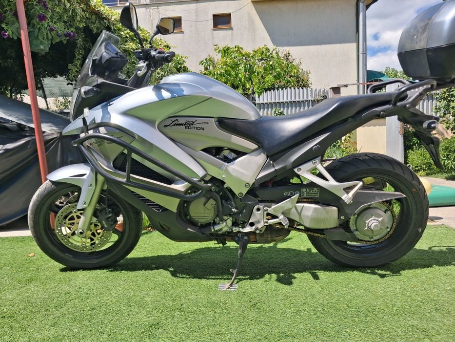 Honda VFR 800x crossrunner