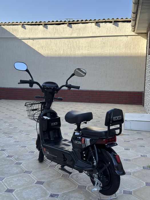 Скутер |  Sk8 (600 Watt)