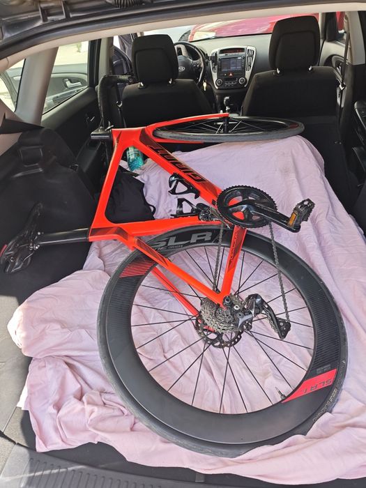 Шосеен велосипед Giant Propel 2018