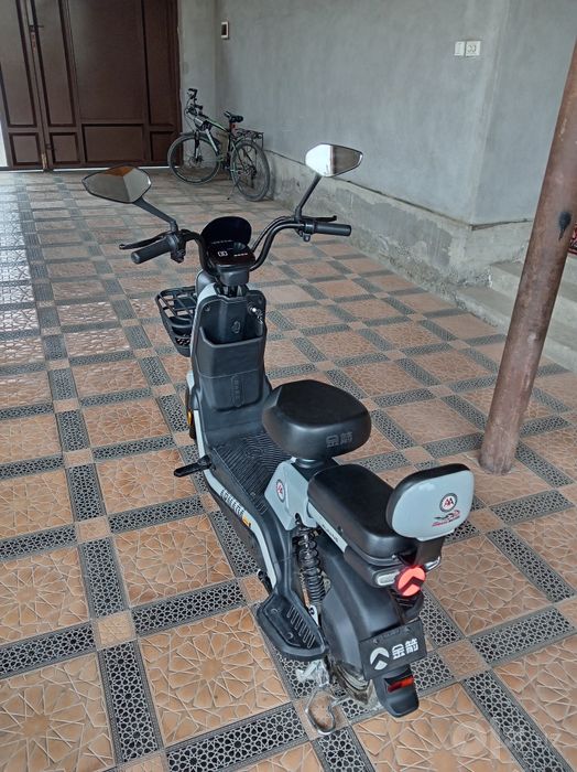 elektro skuter aramada