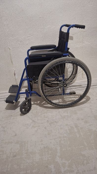 Инвалидная коляска