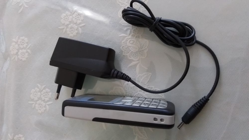 Продам NOKIA 1110I