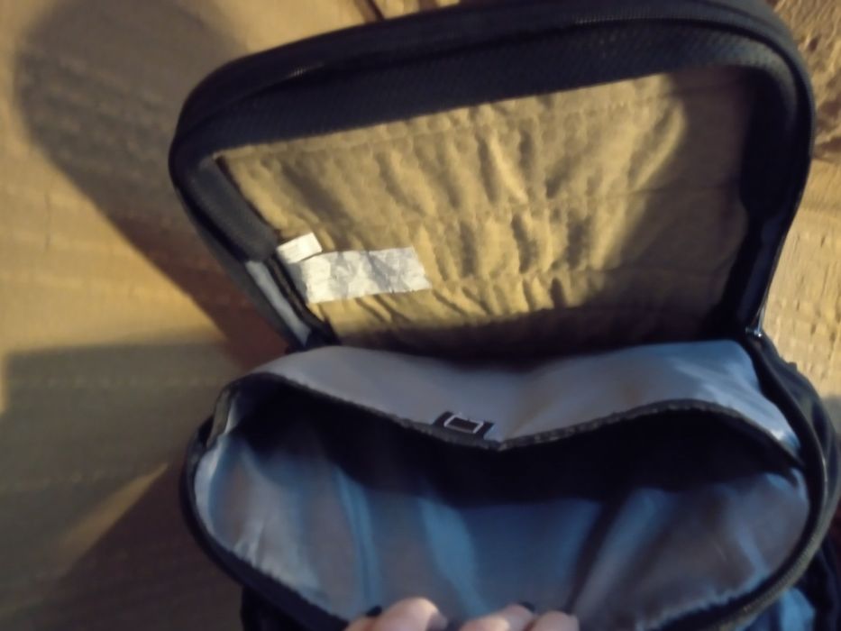 Nou Rucsac laptop