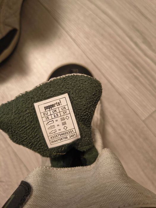 Ghete  de iarna pt fete