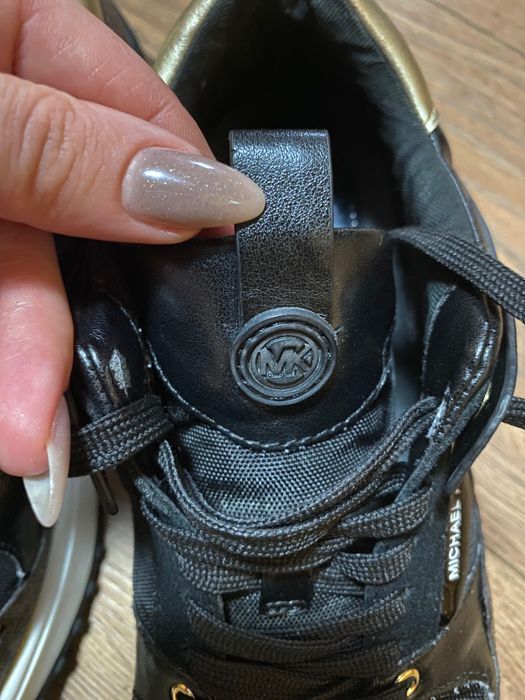 Оргинални маратонки на Michael Kors