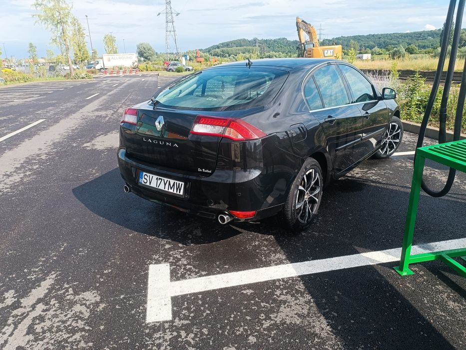 Renault Laguna  2015  automat