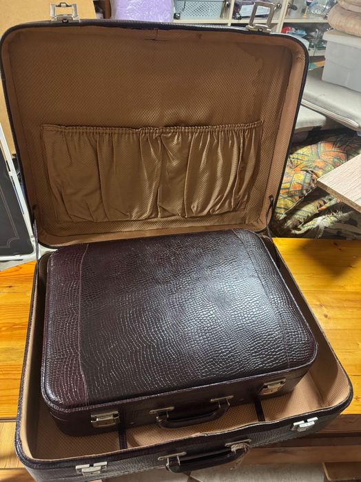 Лот ретро куфари