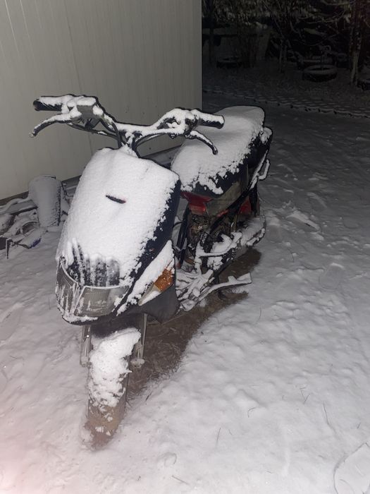 De vanzare scuter aprilia sr