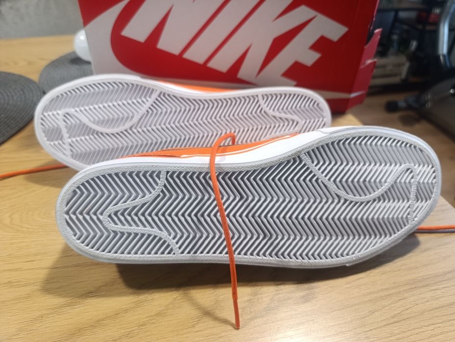 ЧИСТО НОВИ РЕДКИ Nike SB Stefan Janoski "Urban Orange"