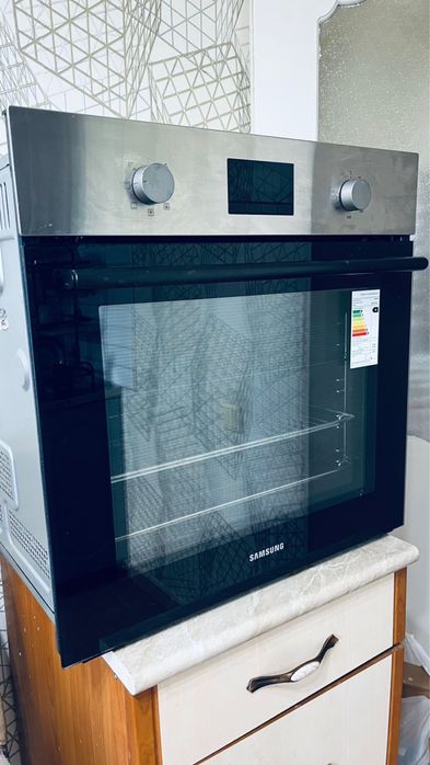 Продам срочнр духовки