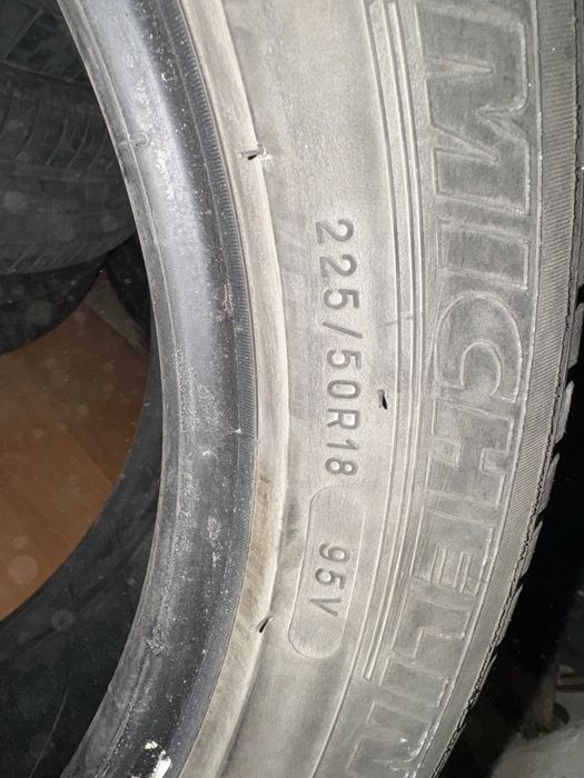 225/50/18 4 броя мишелин !