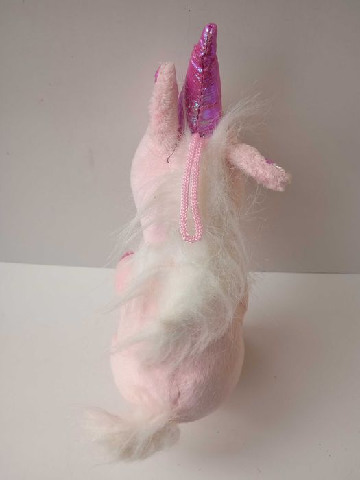 Мекичко розово конче еднорог