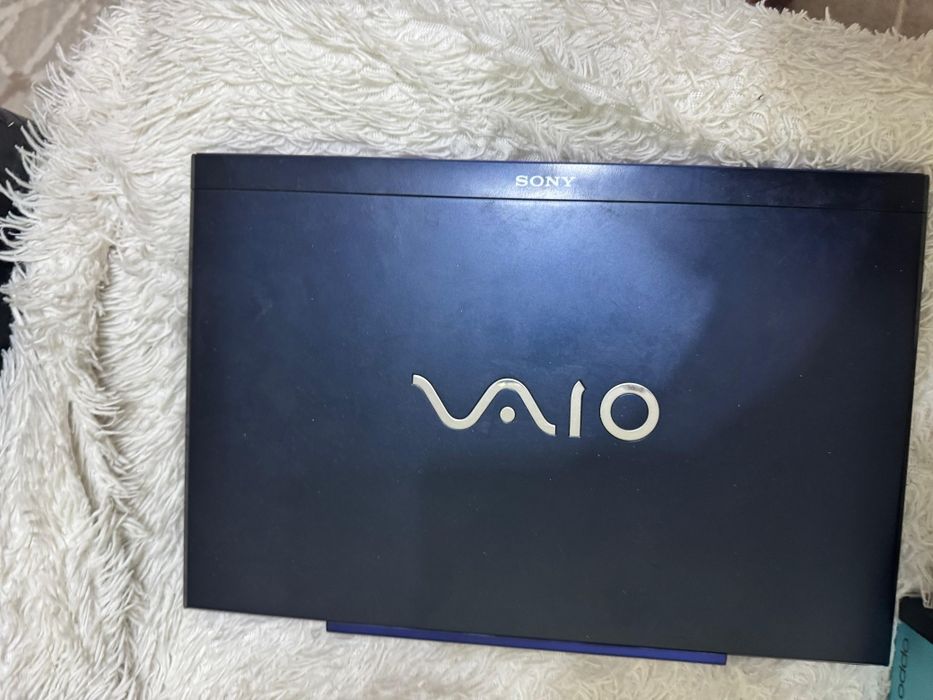 Ноутбук и телефоны