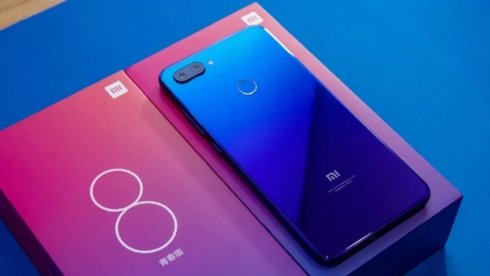 Mi 8 Lite Aurora Blue