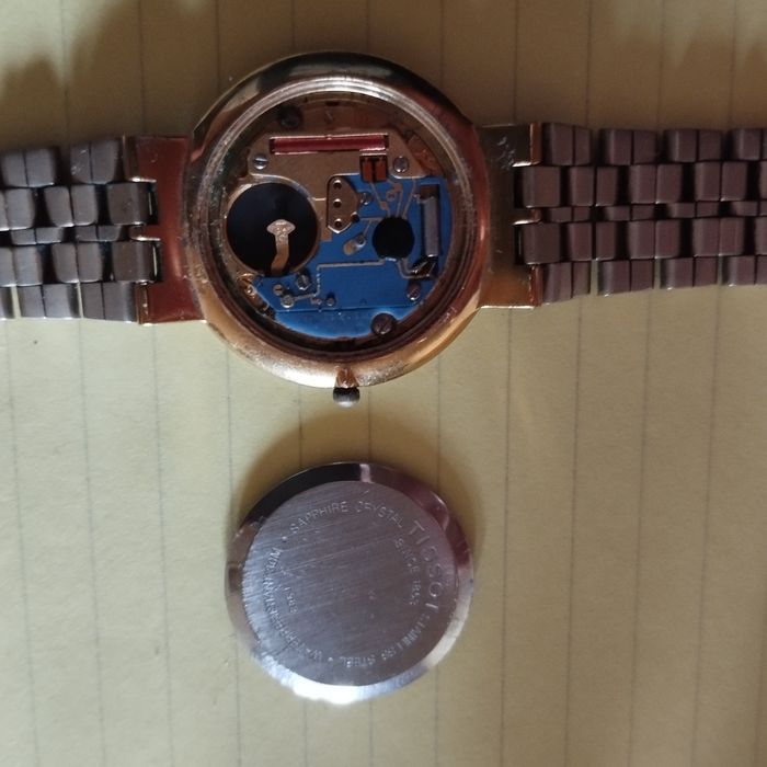 Часовник Тисот швейцарски