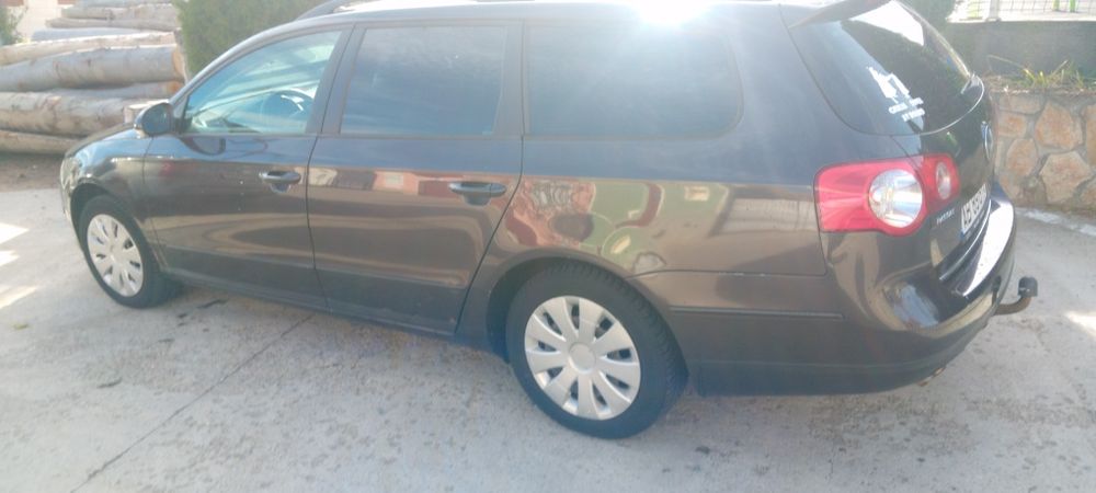 Vând Volkswagen passat