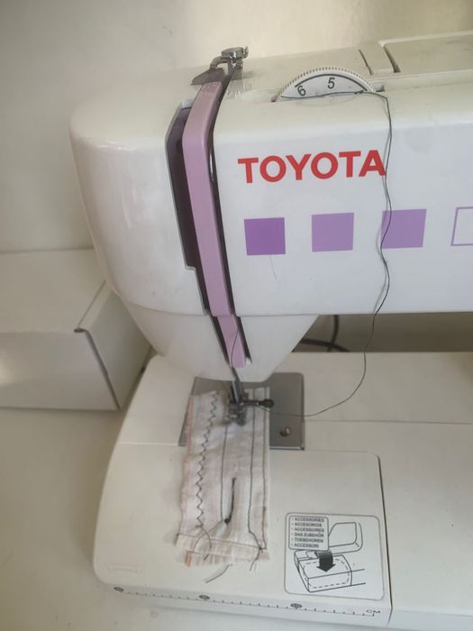 Швейная машина Toyota