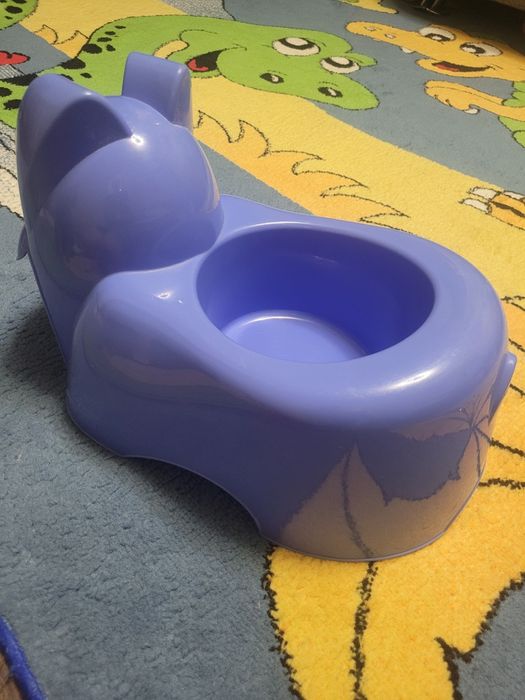 Продам детский горшок