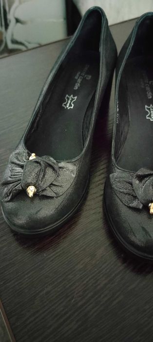 Туфли женские фирменные