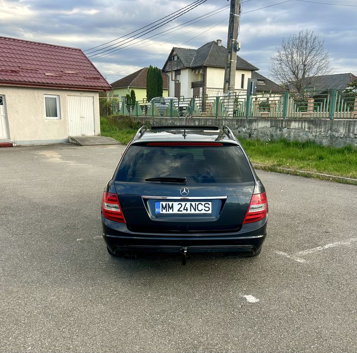 Mercedes c200 w204 facelift E5 136 cp automat