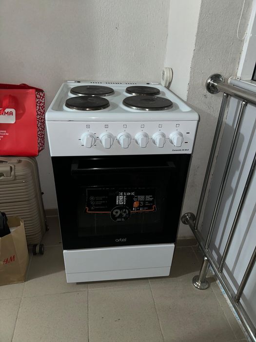 Плита с духовкой