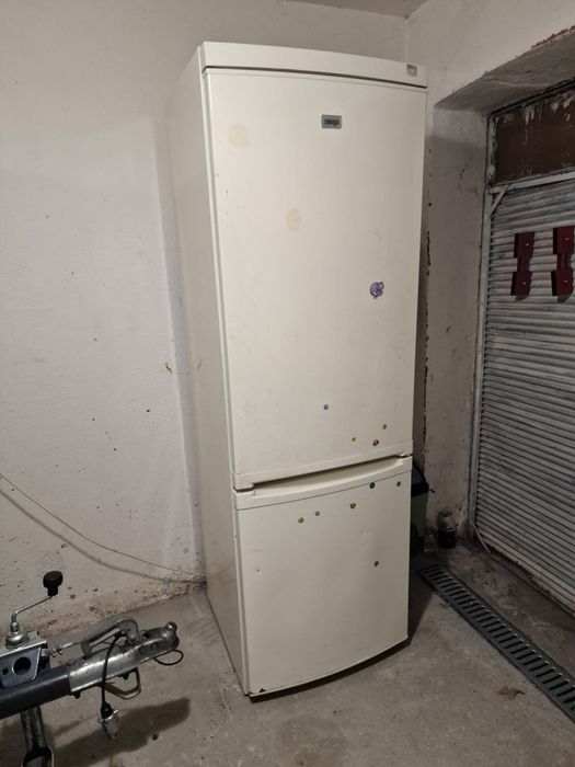 Хладилник Zanussi 184 x 60 x 60 работещ