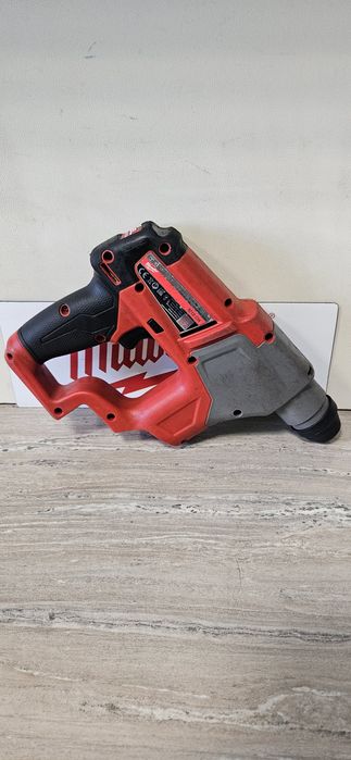 Milwaukee Перфоратор M12CH