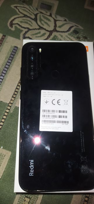 Продам мобильный телефон Redmi Note 8