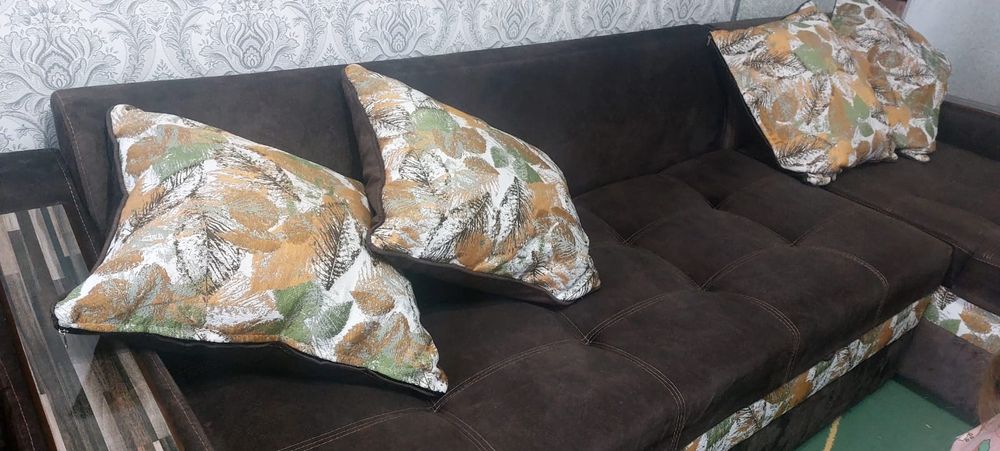 Диван  продам почти новый