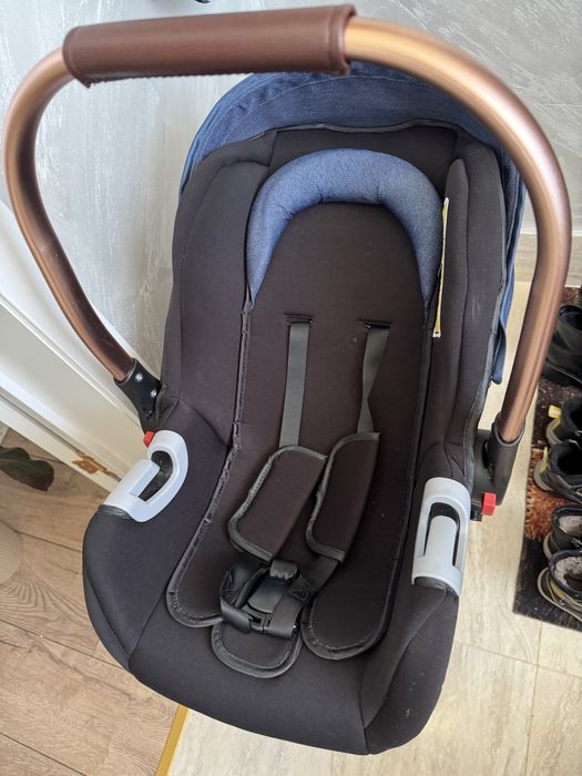 Автокресло до 6 месяцев