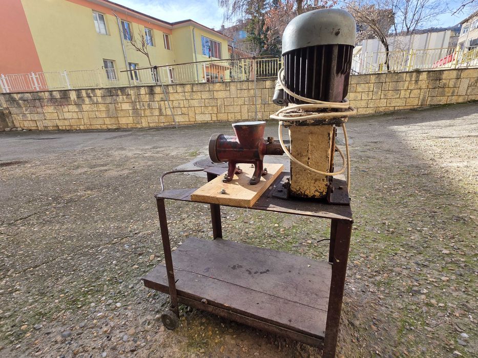 Месомелачка с редуктор