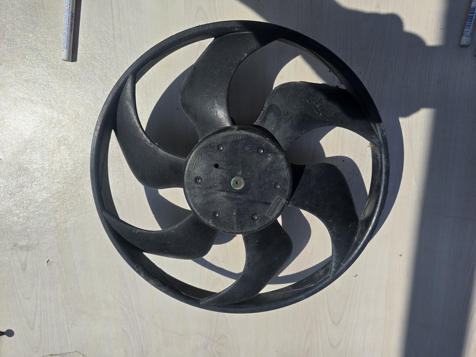 Охладителна перка за рено клио 3