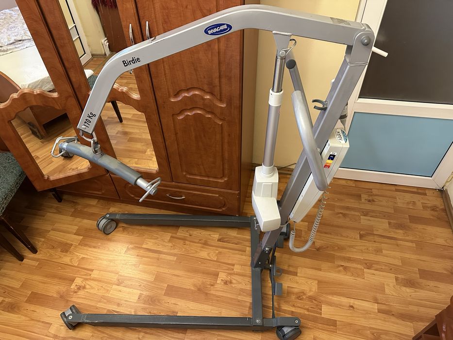 Dispozitiv ridicare pacienti / lift pacienti electric INVACARE,
