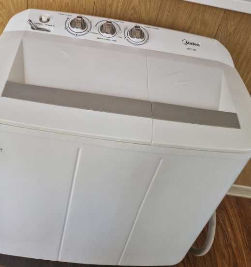 Продам машинку полуавтомат