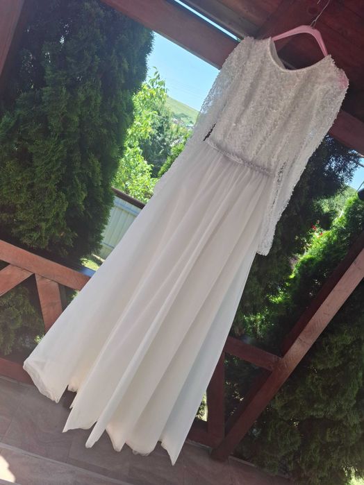 Rochie mireasa purtată o singură dată