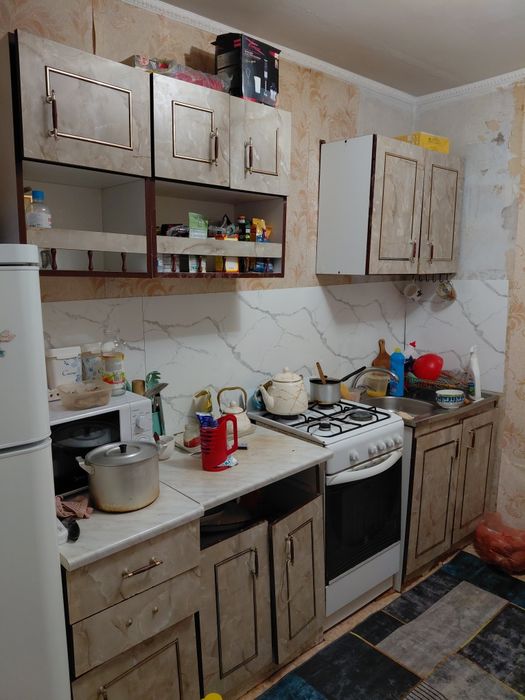 Отдам даром кухонный гарнитур