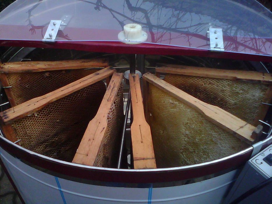 Centrifuga apicola miere din inox alimentar