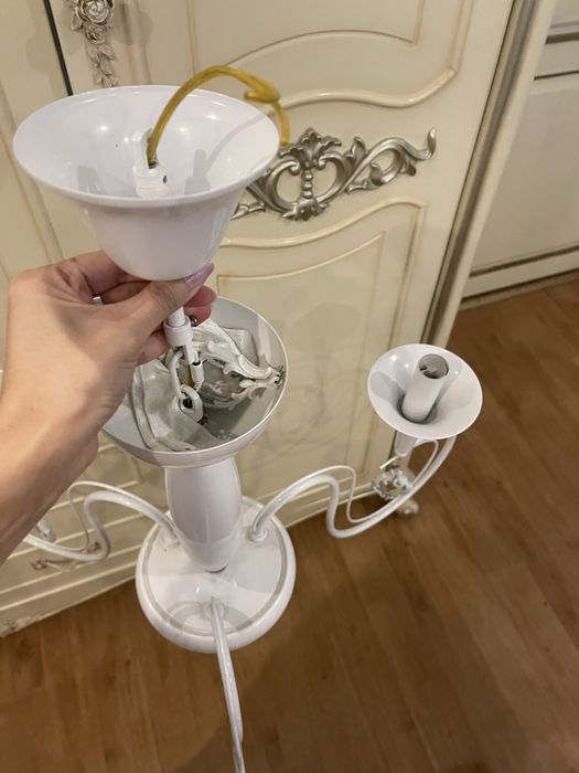 Шикарная люстра Классика