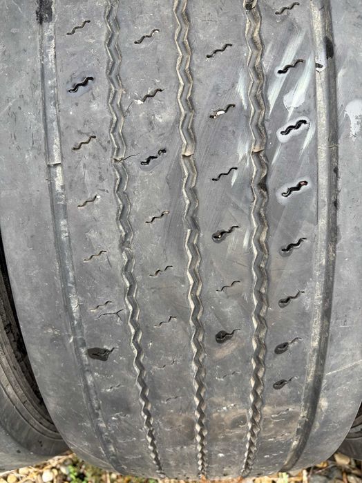 Anvelope Camion 385/65- Stare foarte buna, livrare rapida, garantie!