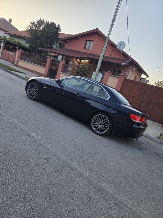 Бмв е93 325i 218k.с