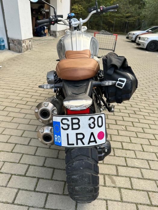 BMW R nine T scrambler