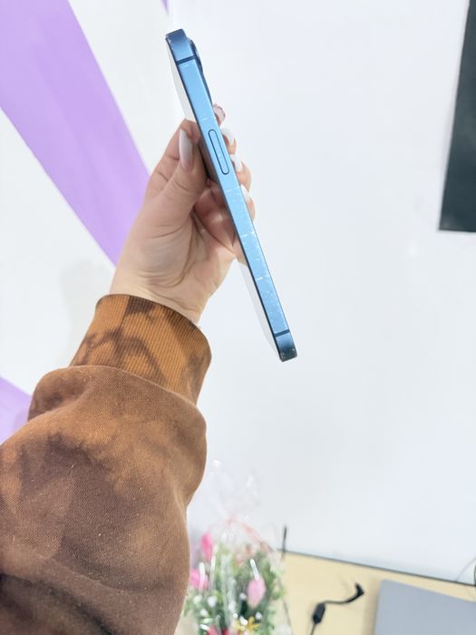 Iphone 13 în stare buna.