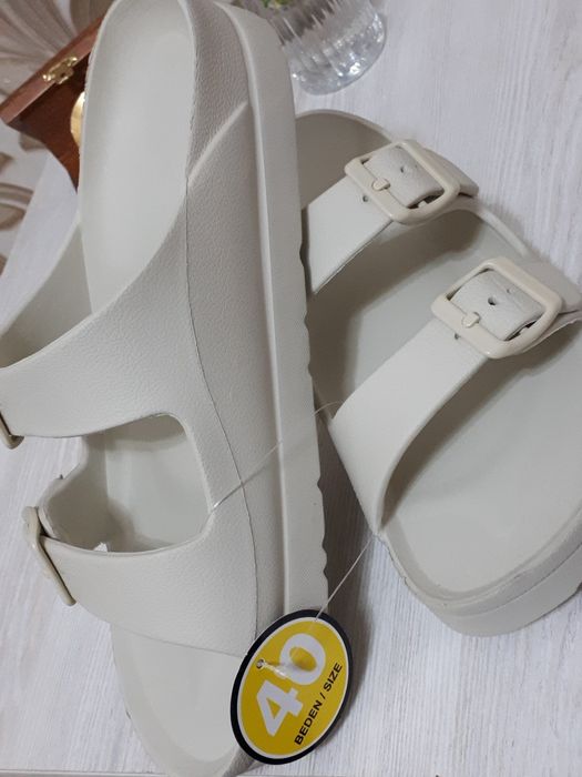 Новые с биркой резиновые сандали от Турецкого  бренда Ideal Shoes 40 р