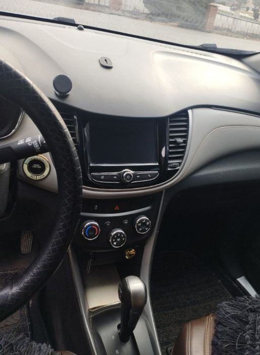 Трекар 1 сотилади